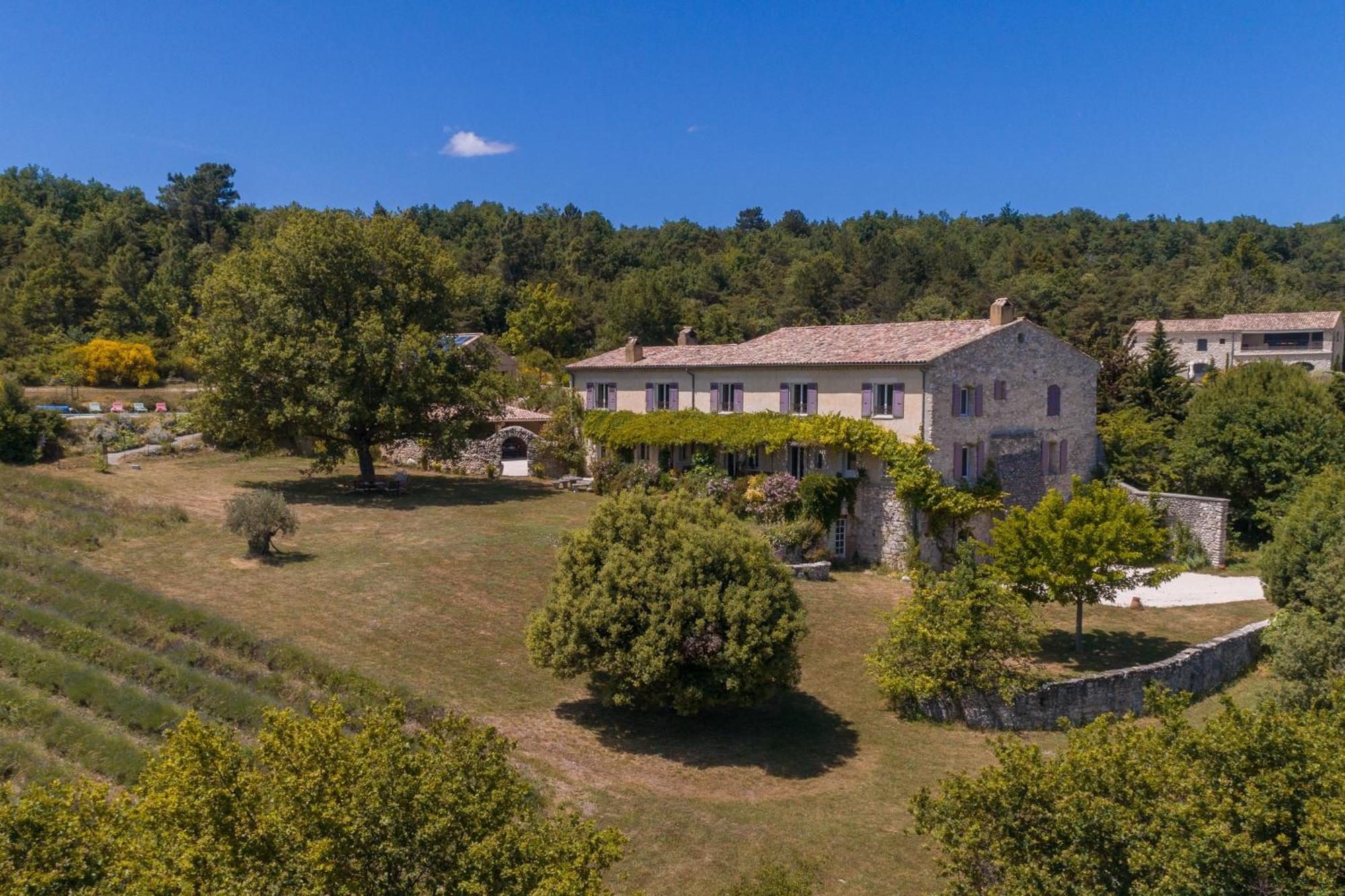 Domaine De Barbe - Chambre Lin Salles-sous-Bois Εξωτερικό φωτογραφία
